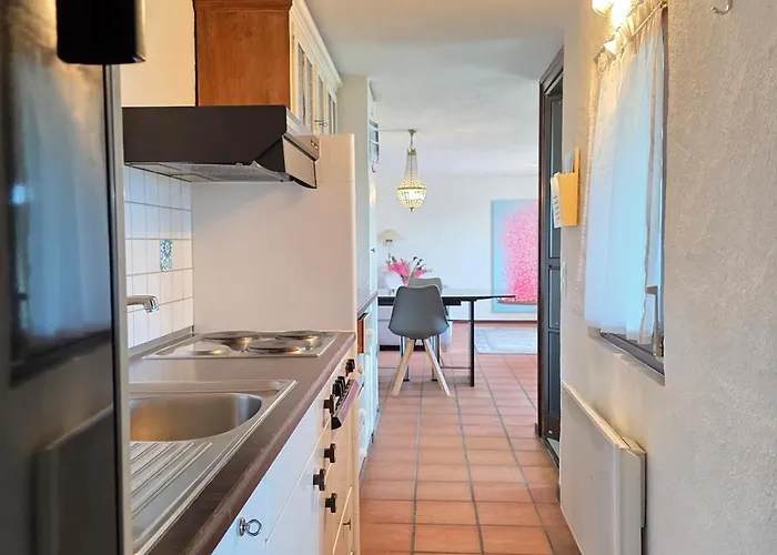 Casa Leyian - Free Parking